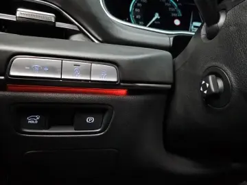 2023 Genesis GV80 с пробегом 20 037 км