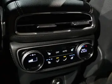 2023 Genesis GV80 с пробегом 20 037 км