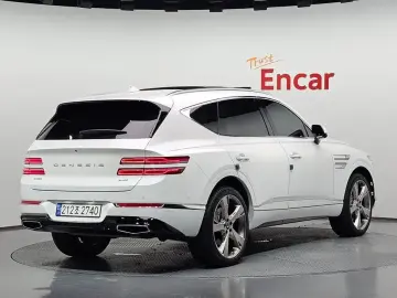 2023 Genesis GV80 с пробегом 16 662 км