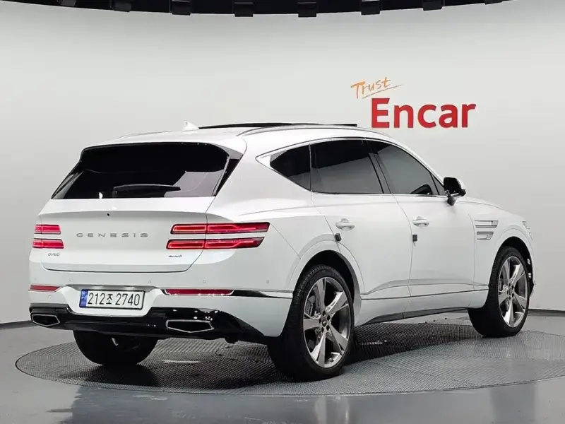 2023 Genesis GV80 с пробегом 16 662 км