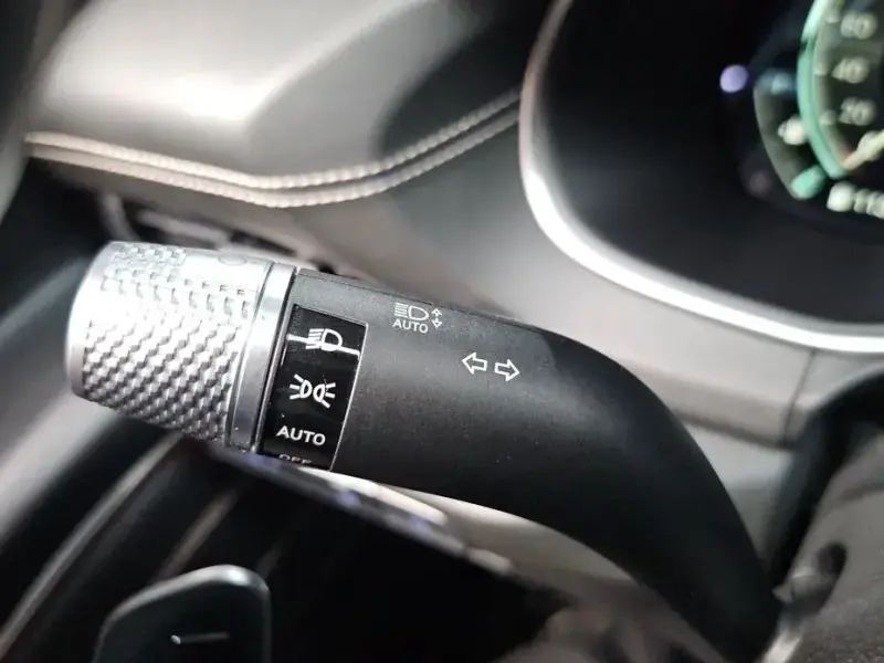2023 Genesis GV80 с пробегом 20 037 км