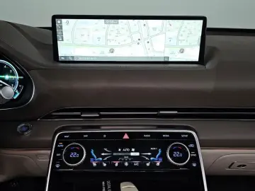 2023 Genesis GV80 с пробегом 16 662 км
