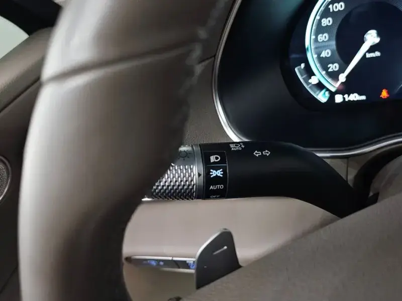 2023 Genesis GV80 с пробегом 16 662 км