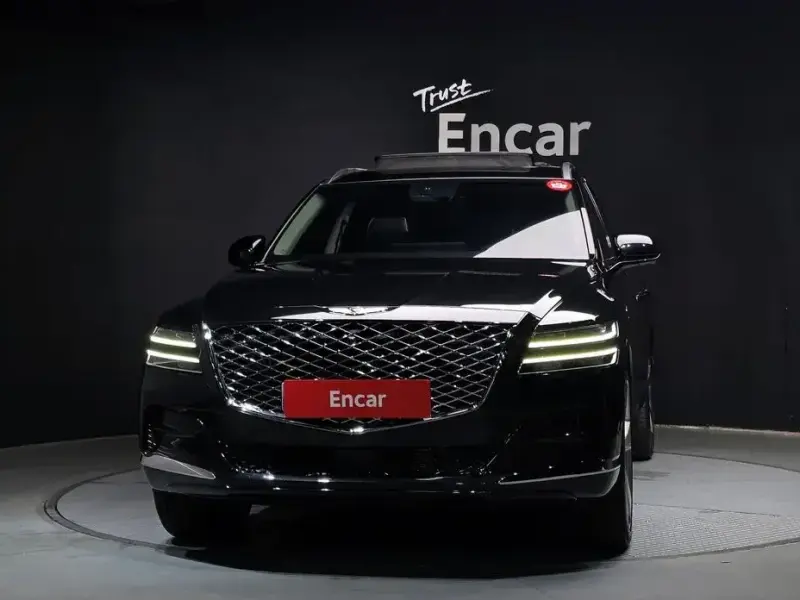 2023 Genesis GV80 с пробегом 31 894 км