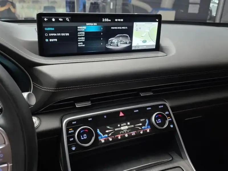 2023 Genesis GV80 с пробегом 31 894 км