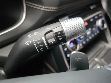 2023 Genesis GV80 с пробегом 31 894 км