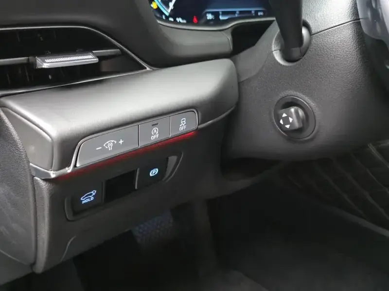2023 Genesis GV80 с пробегом 31 894 км