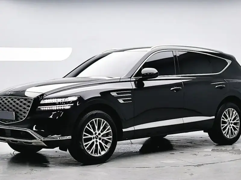 2023 Genesis GV80 с пробегом 25 280 км