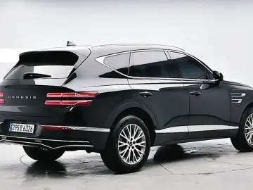 2023 Genesis GV80 с пробегом 25 280 км