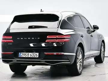 2023 Genesis GV80 с пробегом 25 280 км