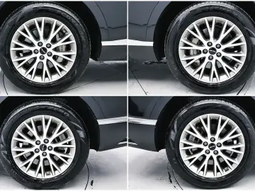 2023 Genesis GV80 с пробегом 25 280 км