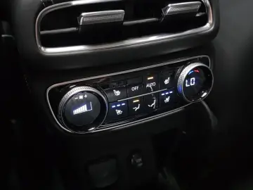 2023 Genesis GV80 с пробегом 31 894 км
