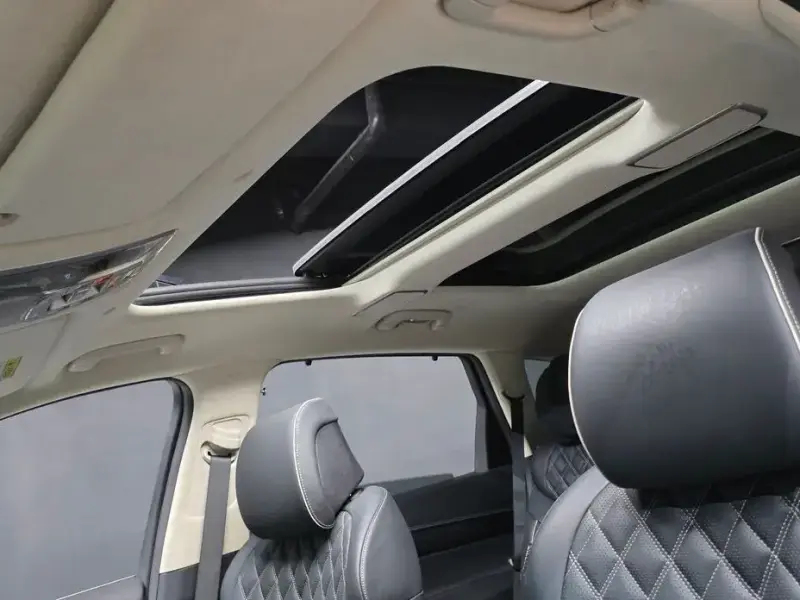 2023 Genesis GV80 с пробегом 31 894 км