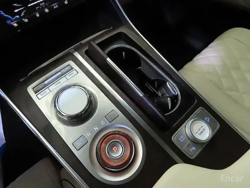 2023 Genesis GV80 с пробегом 57 750 км