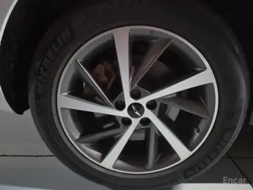 2023 Genesis GV80 с пробегом 44 888 км