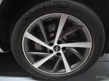 2023 Genesis GV80 с пробегом 44 888 км