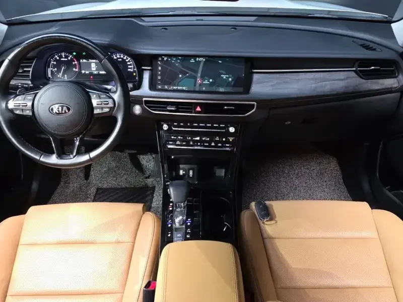 2020 Kia K7 с пробегом 65 889 км