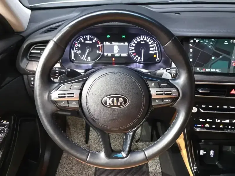 2020 Kia K7 с пробегом 65 889 км