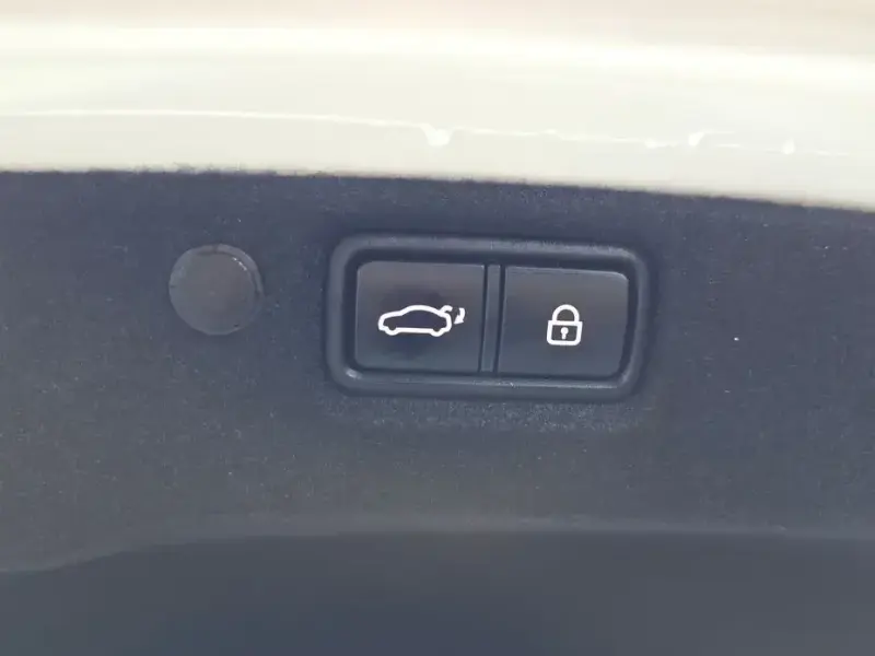 2020 Kia K7 с пробегом 65 889 км