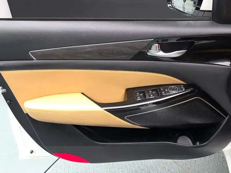 2020 Kia K7 с пробегом 65 889 км
