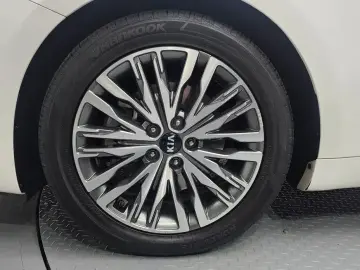 2019 Kia K7 с пробегом 56 361 км