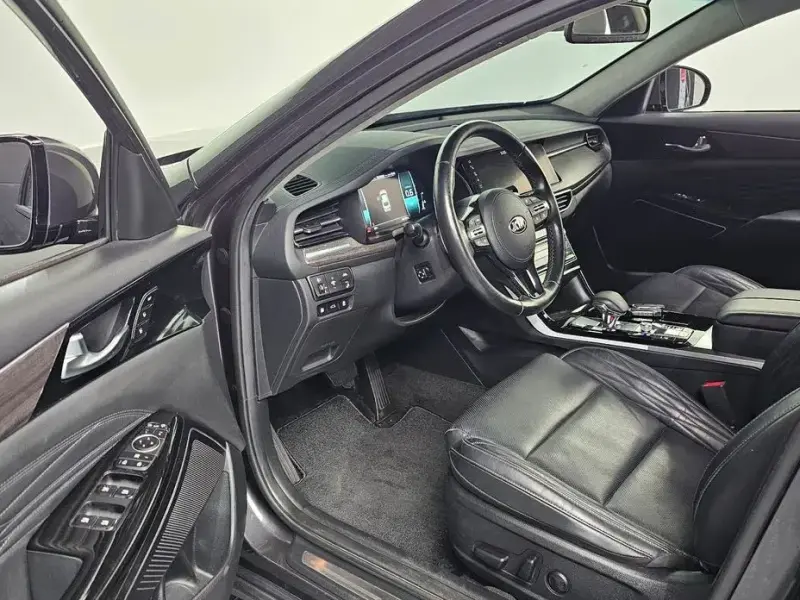 2020 Kia K7 с пробегом 69 790 км