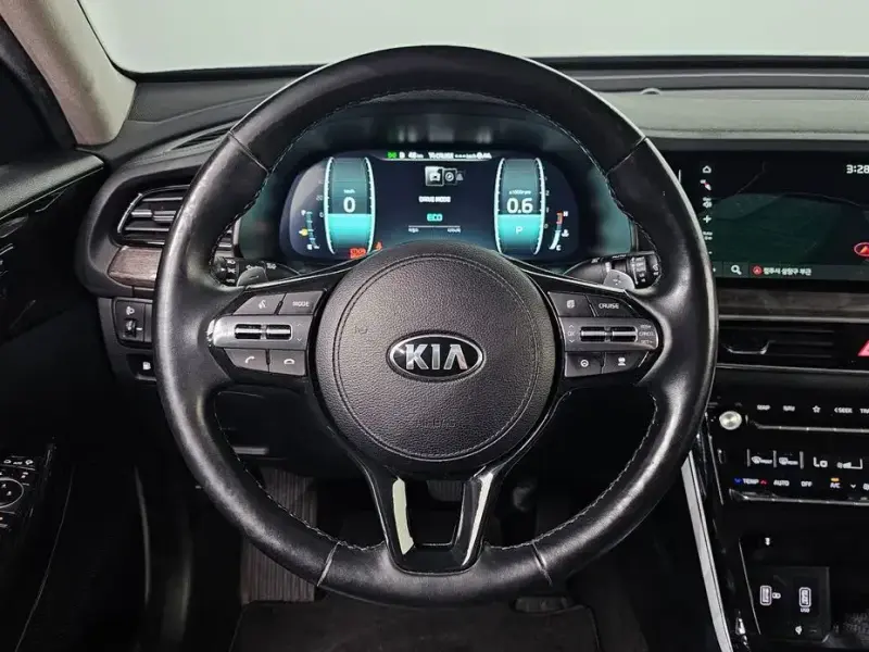 2020 Kia K7 с пробегом 69 790 км