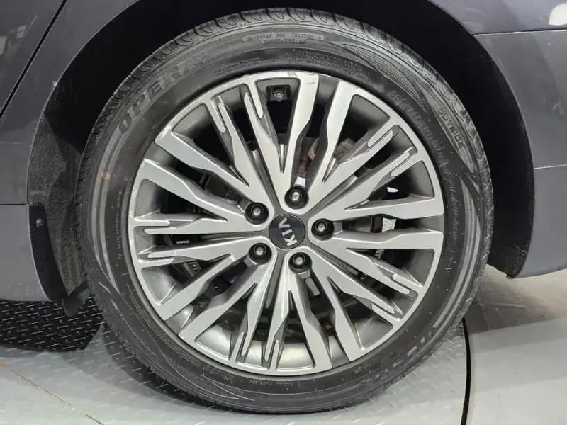2020 Kia K7 с пробегом 69 790 км