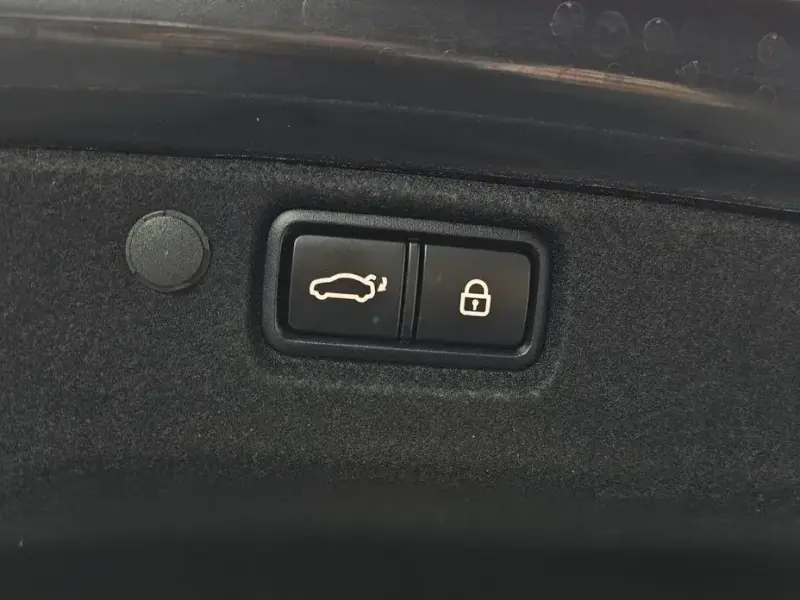 2020 Kia K7 с пробегом 69 790 км