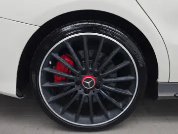 2016 Mercedes-Benz CLA с пробегом 105 911 км