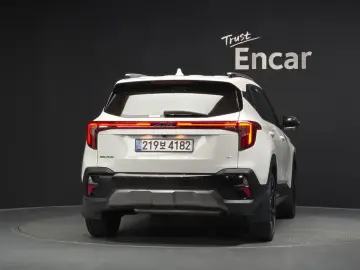 2025 Kia Seltos с пробегом 7 702 км
