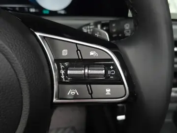2025 Kia Seltos с пробегом 7 702 км