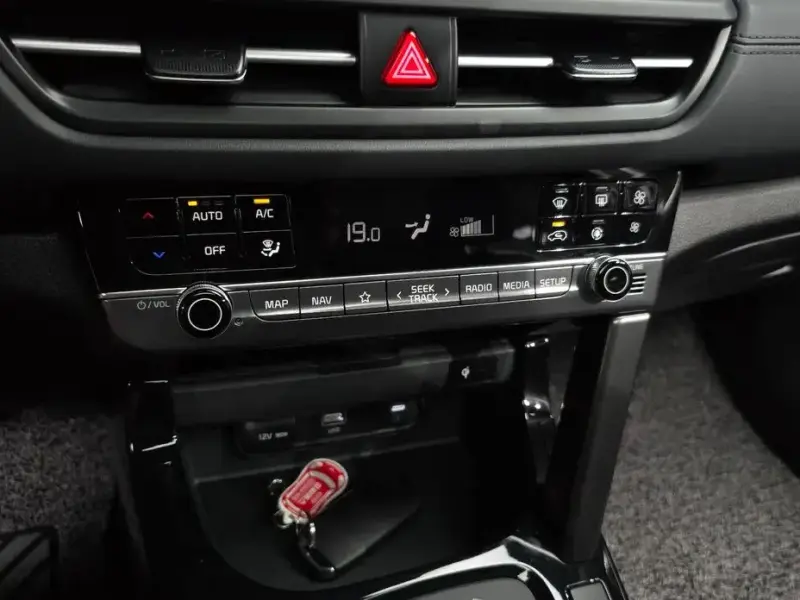 2025 Kia Seltos с пробегом 7 702 км