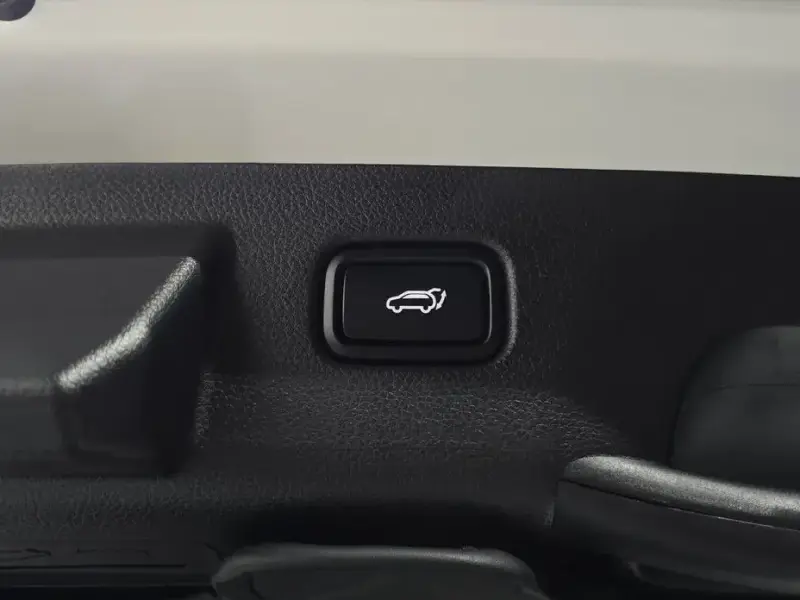 2025 Kia Seltos с пробегом 7 702 км