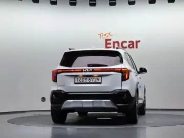 2023 Kia Seltos с пробегом 48 934 км