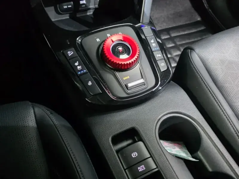2023 Kia Seltos с пробегом 48 934 км