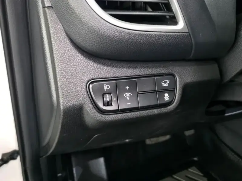 2023 Kia Seltos с пробегом 48 934 км