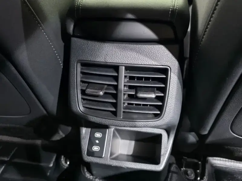 2023 Kia Seltos с пробегом 48 934 км