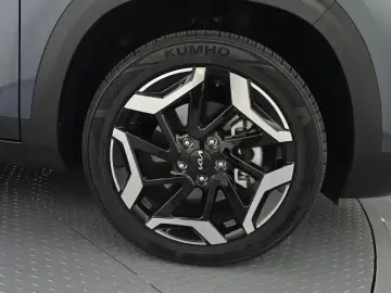 2025 Kia Seltos с пробегом 6 960 км