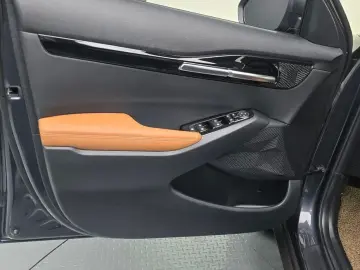 2025 Kia Seltos с пробегом 6 960 км