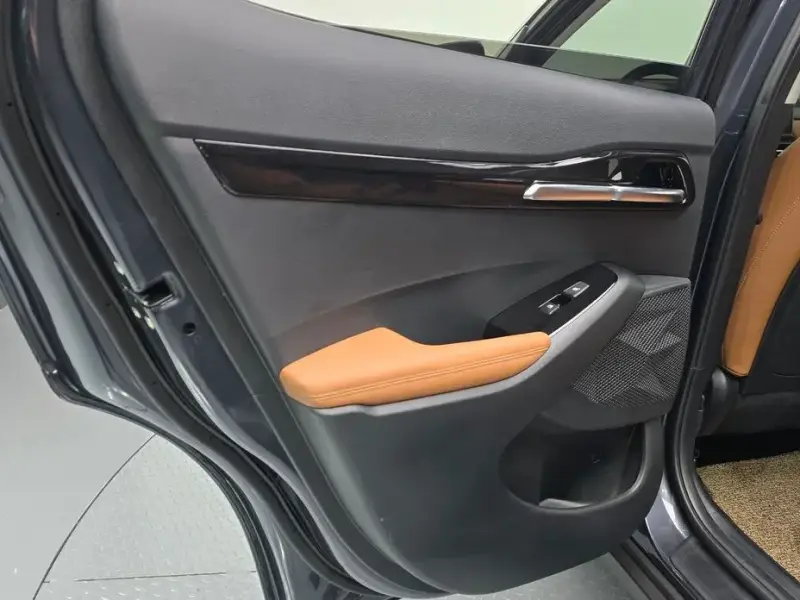 2025 Kia Seltos с пробегом 6 960 км
