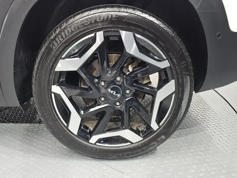 2023 Kia Seltos с пробегом 72 742 км