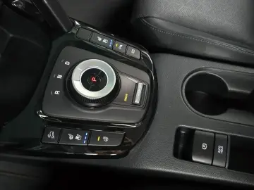2024 Kia Seltos с пробегом 26 239 км