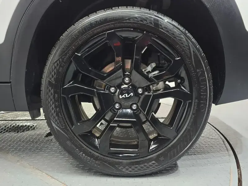 2024 Kia Seltos с пробегом 26 239 км