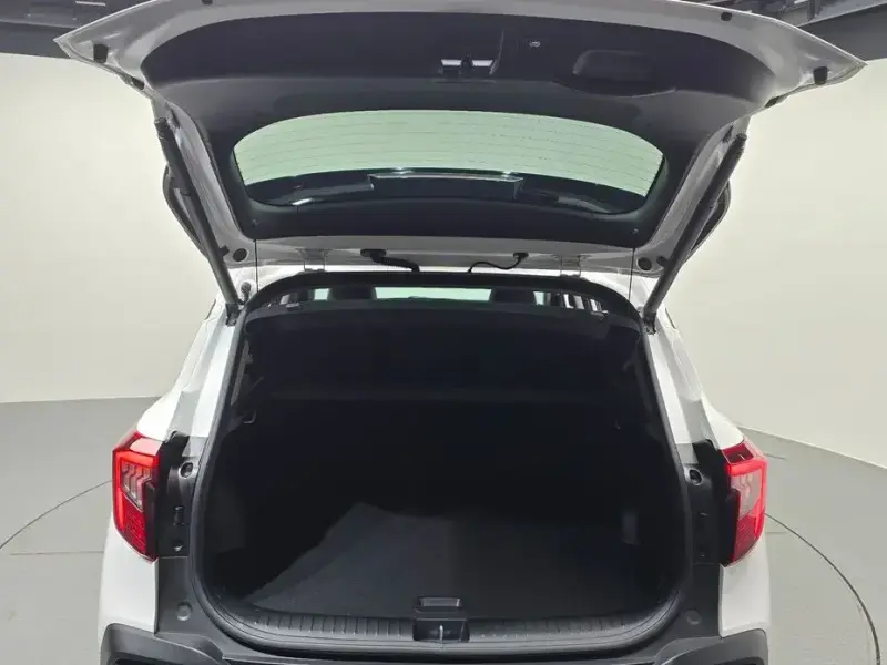 2024 Kia Seltos с пробегом 26 239 км