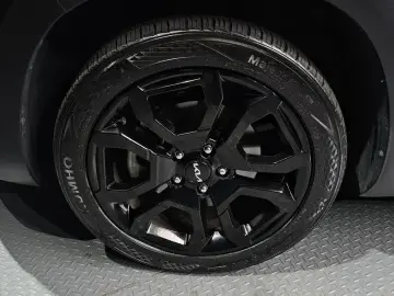2024 Kia Seltos с пробегом 21 555 км