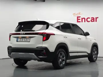 2024 Kia Seltos с пробегом 42 854 км
