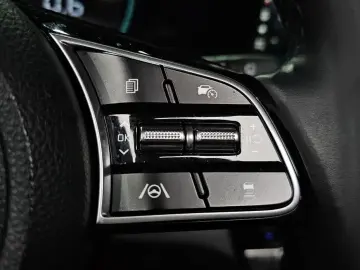 2024 Kia Seltos с пробегом 21 555 км