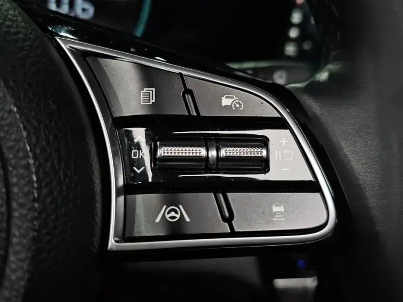 2024 Kia Seltos с пробегом 21 555 км