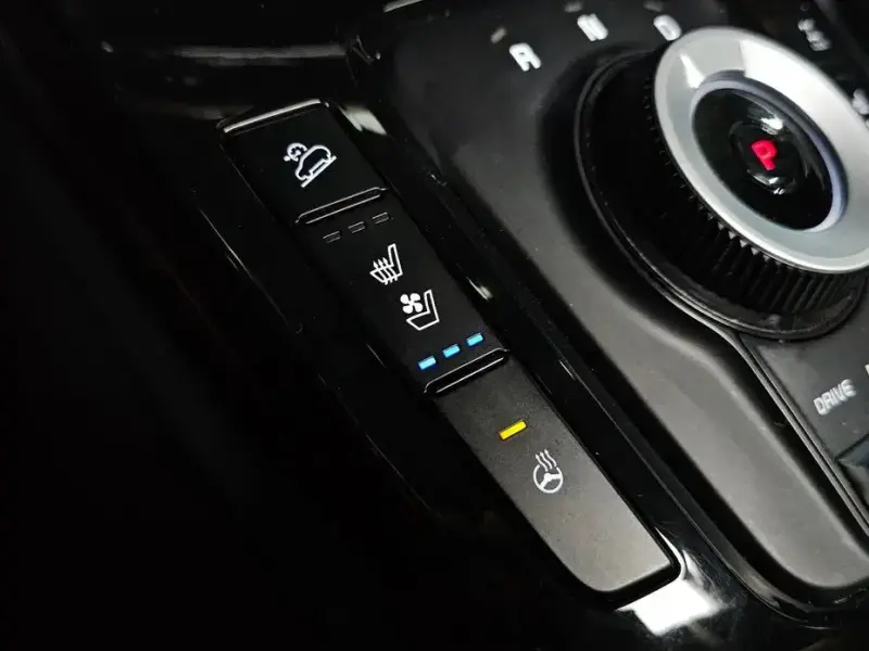 2024 Kia Seltos с пробегом 21 555 км